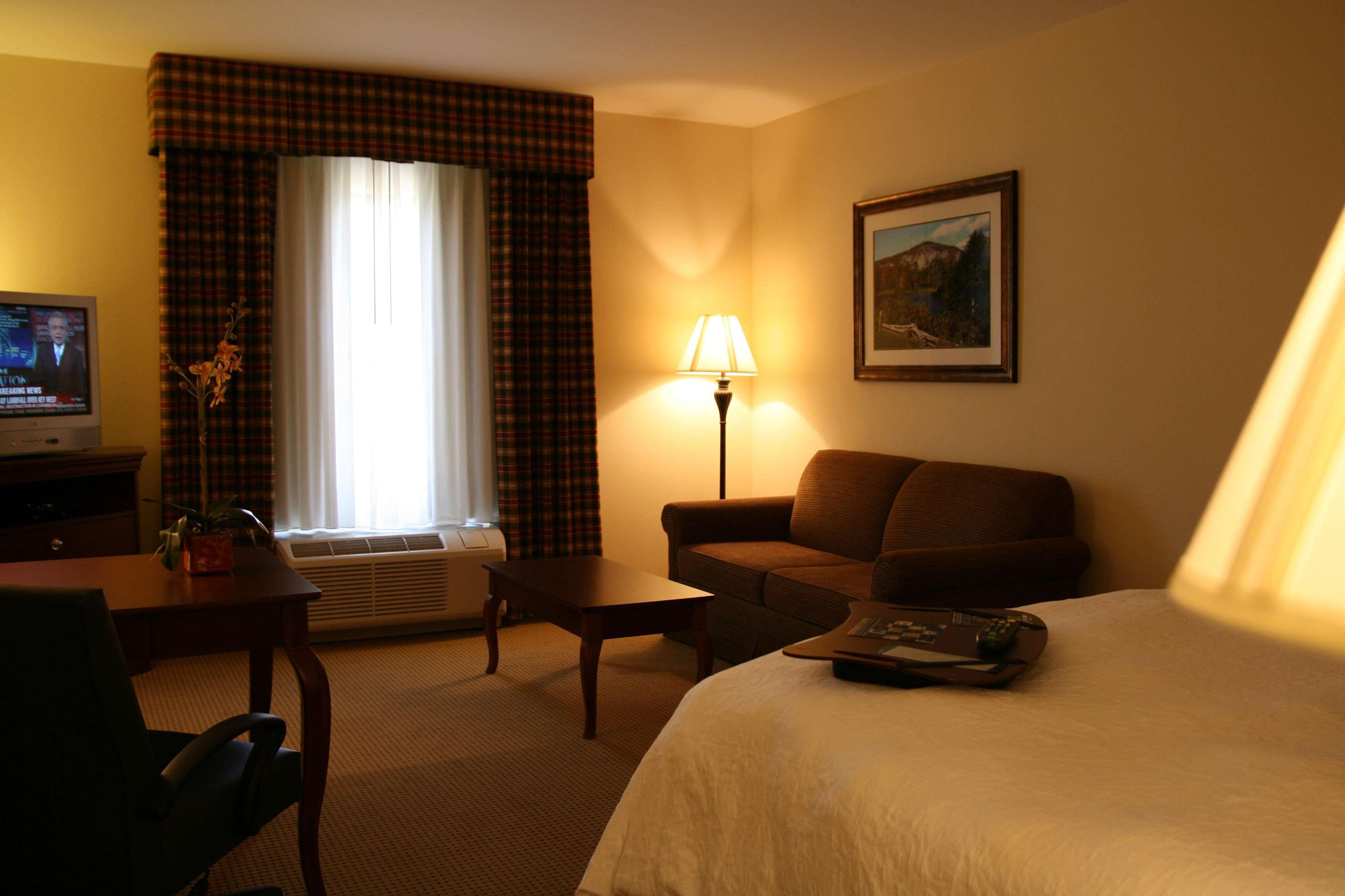 Hampton Inn & Suites Dobson Camera foto