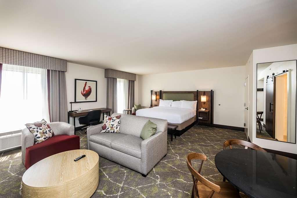 Hampton Inn & Suites Dobson Camera foto